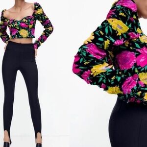 Zara Women’s Floral Print Sweetheart Neckline Long Sleeve Crop Top‎
